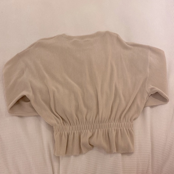 Zara Beige Sweater - Picture 2 of 4